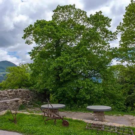Country house Tubau - - *